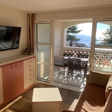 2m - C0 271 - 353la Apartment