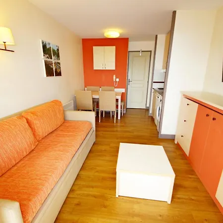 Apartment 2m - C0 271 - 353la *